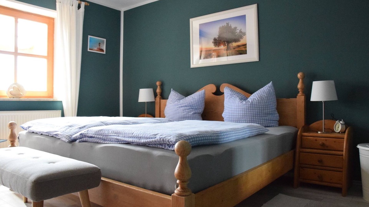 Stockheim Apartment | Vollausgestattete FeWo mit hellen Zimmern & sonnigem Balkon