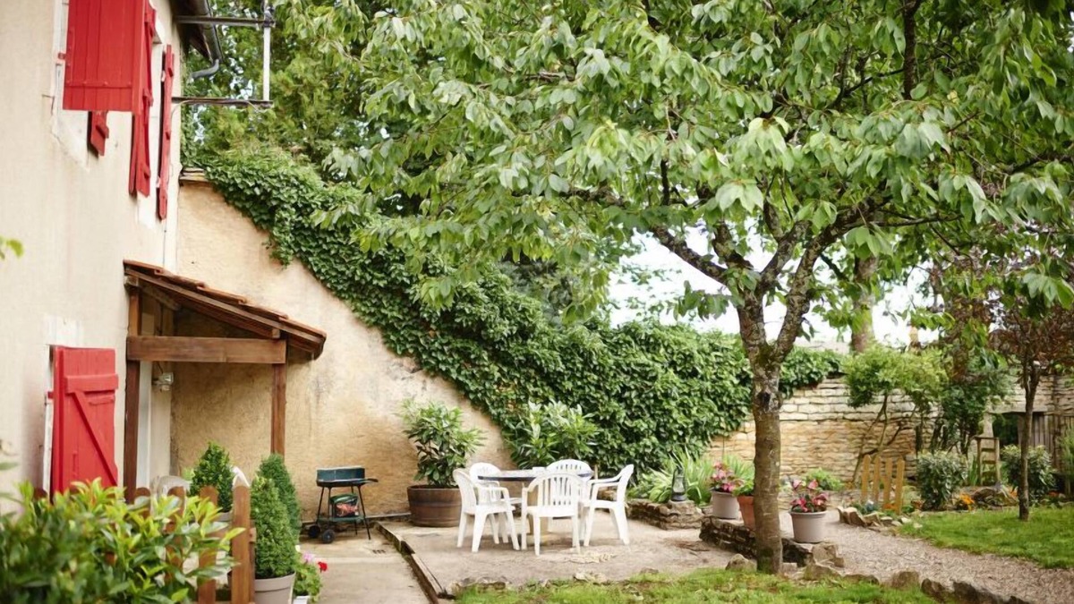 Volnay House | Volnay: House with garden surrounded by vineyards - Volnay