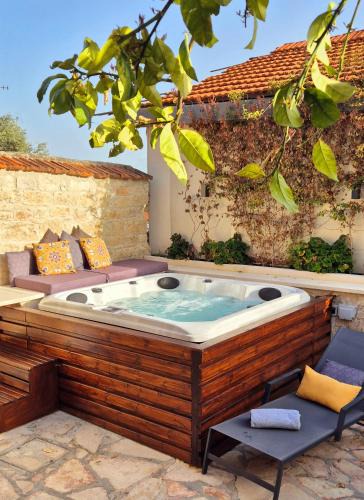 Vouni House | Vouno Vouni Cottage