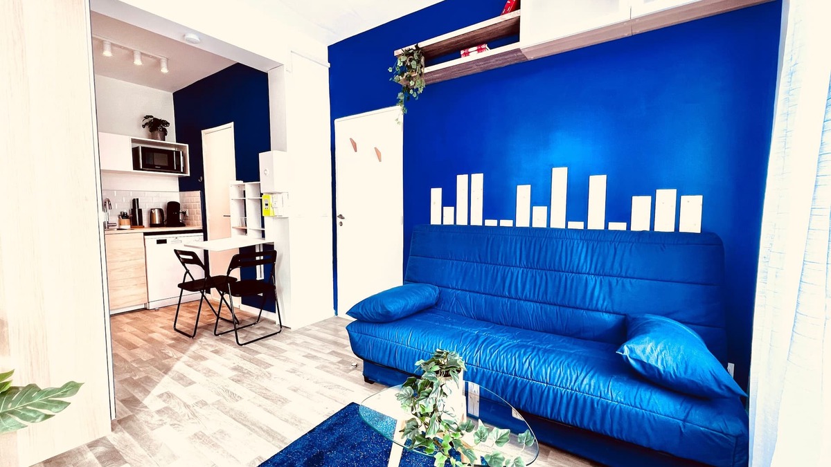 Saint-Honore - Jeanne d'Arc Apartment | Voyage au centre de la terre