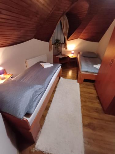 Mehkerek Bed & Breakfast | Vozi Rooms