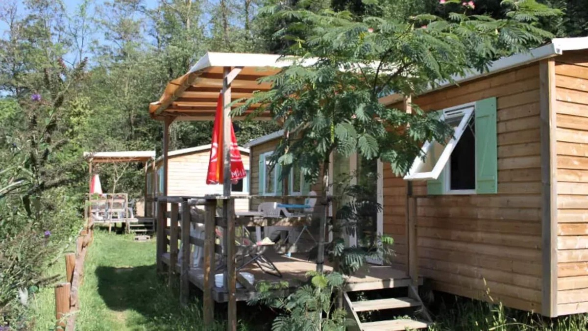 Les Ollieres-sur-Eyrieux House | Vrbo Property