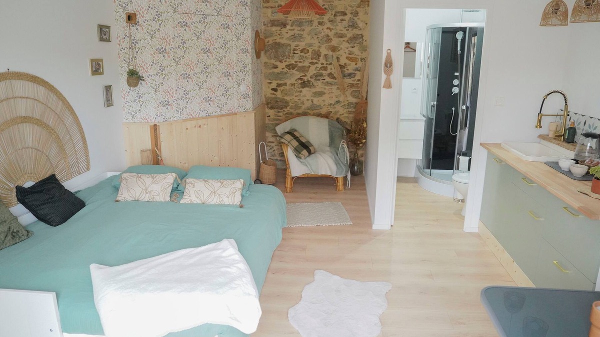 Chavagnes-en-Paillers Apartment | Vrbo Property