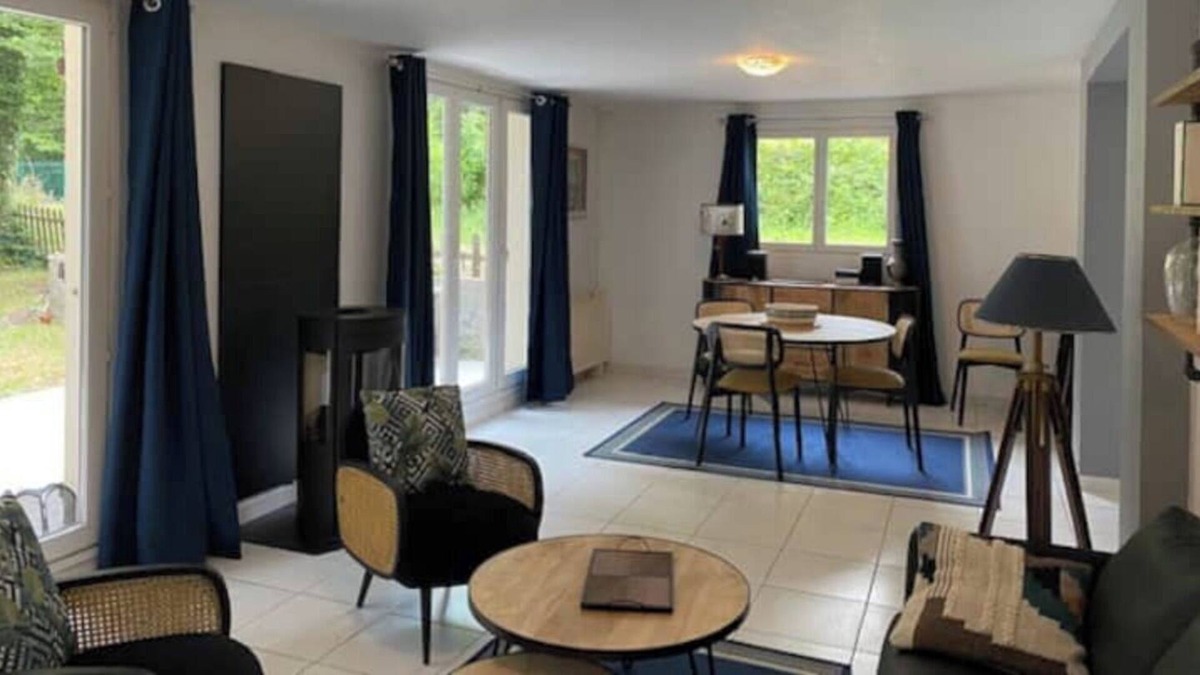Le Coudray-Montceaux House | Vrbo Property