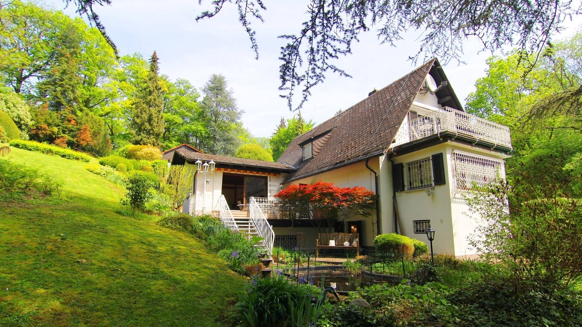 Bad Soden am Taunus Villa | Vrbo Property
