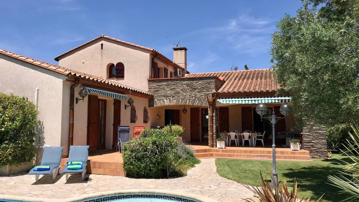 Laroque-des-Alberes Villa | Vrbo Propertyn