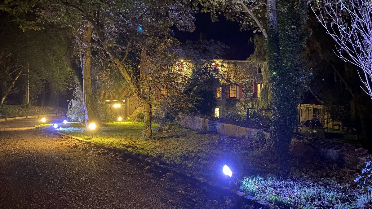 Wimille Bed & Breakfast | Vrbo Property