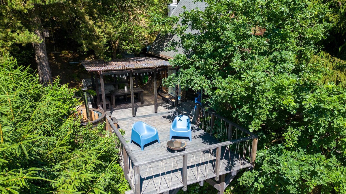 Chotysany Cabin | Vrbo Property