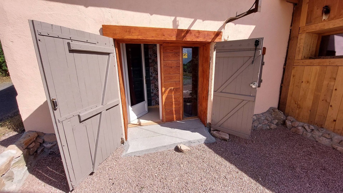 Pays de Lapalisse House | Vrbo Property