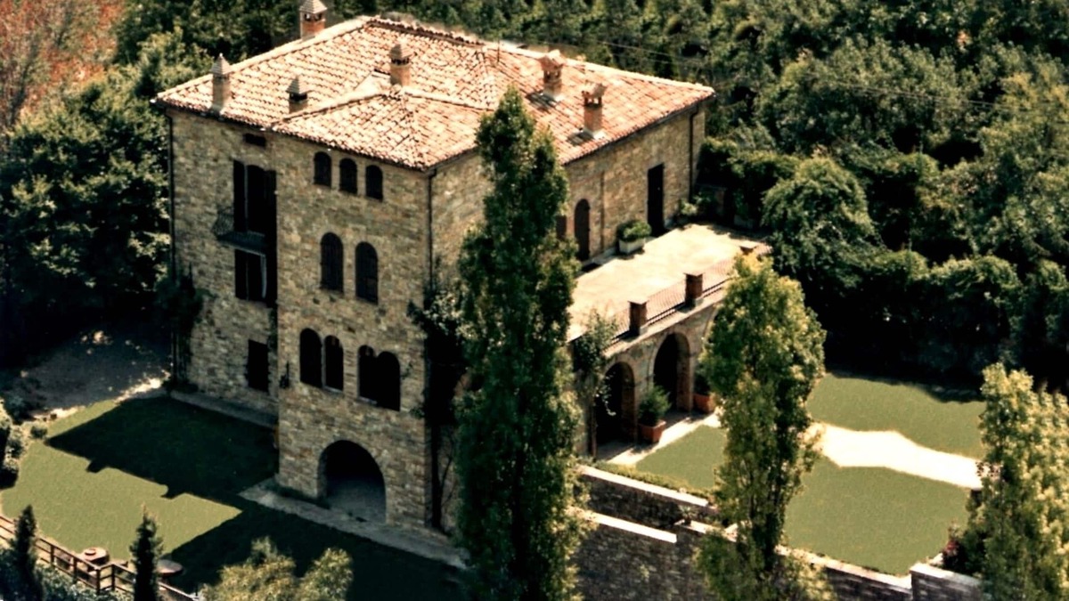 Gropparello Apartment | Vrbo Property