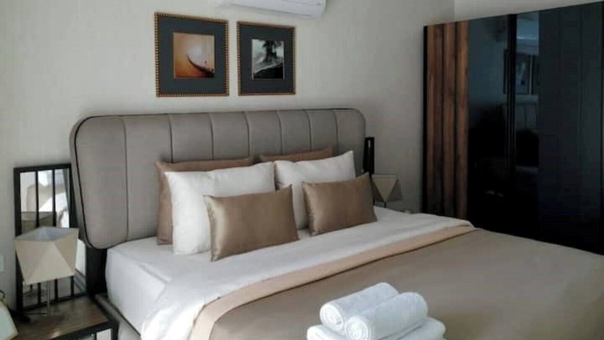 Seki Apartment | Vrbo Property