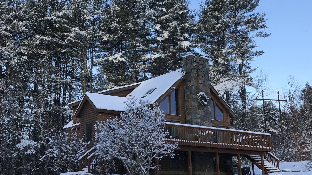 Cavendish Cabin | VT Cabin minutes from Okemo