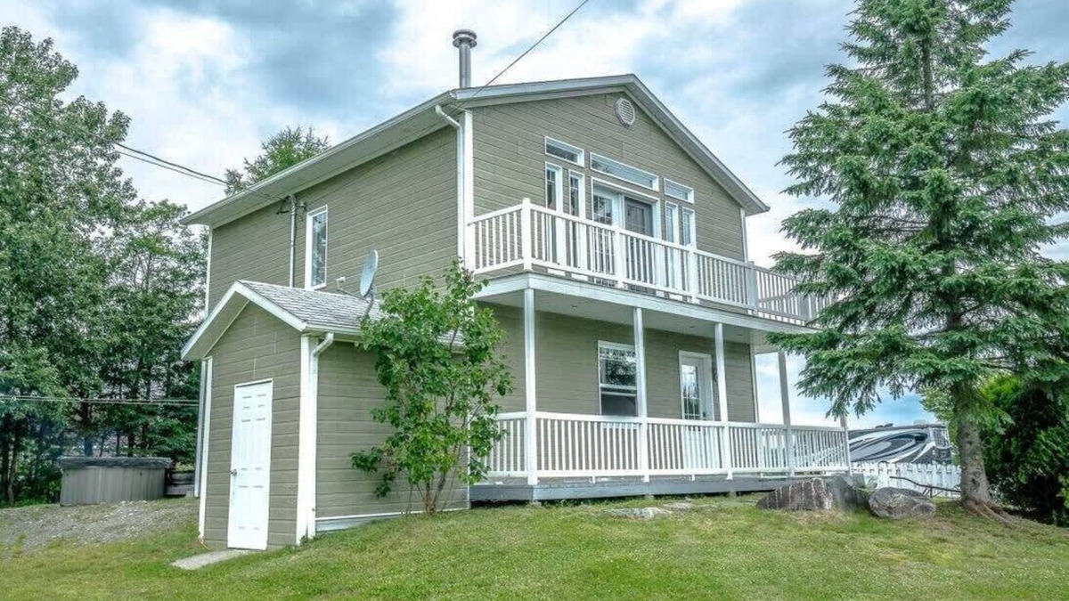 Lac-Frontiere House | Vue sur le lac - Chalet Lac-Frontiere