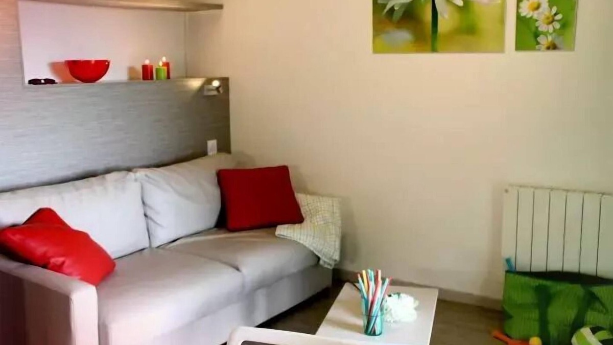 Collonges-la-Rouge Apartment | VVF Collonges-la-Rouge * - 3 Room Gîte 5 People 2 babies 2 shower rooms