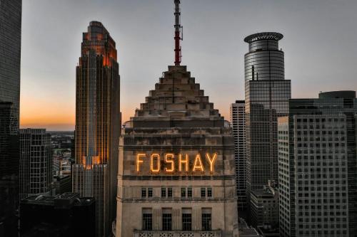 Downtown Minneapolis Hotel | W Minneapolis - The Foshay
