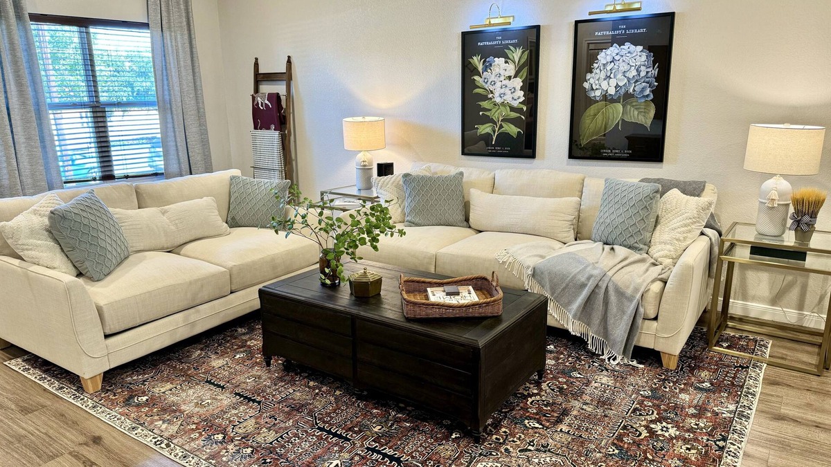 University House | Waco's Brick Beauty! 0.7 miles to Magnolia Market, 1.1 miles to Baylor!