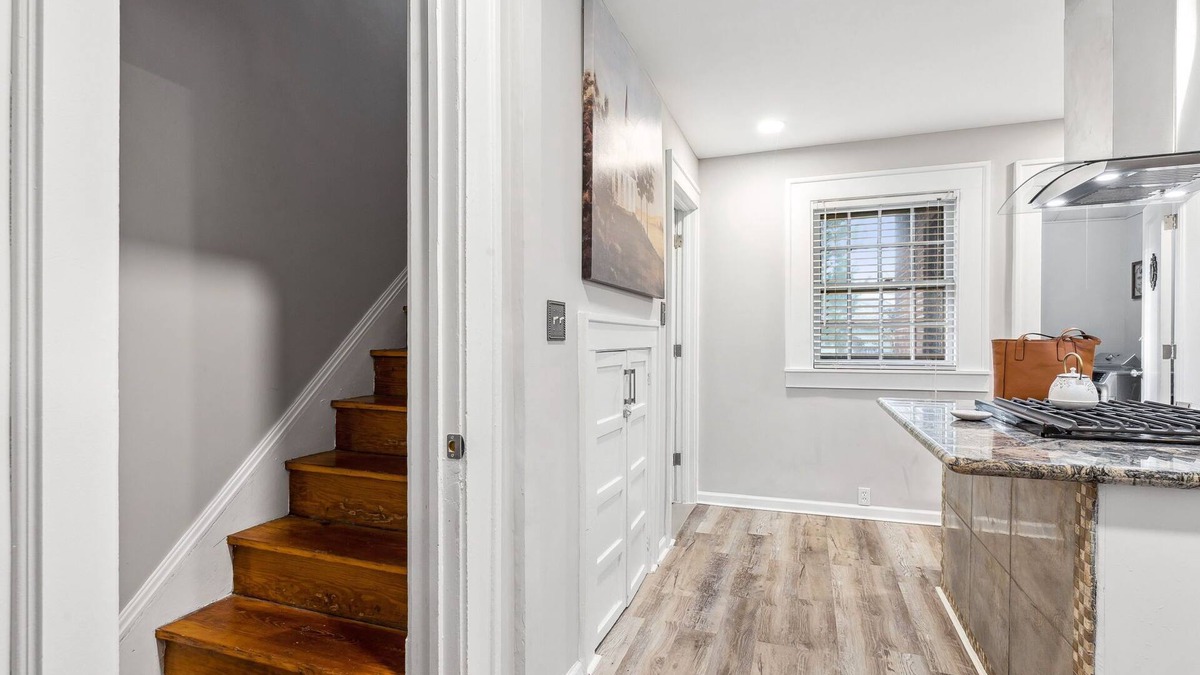 Cleveland House | Wade Manor: Game-room, Gym, Office and Fenced in Backyard