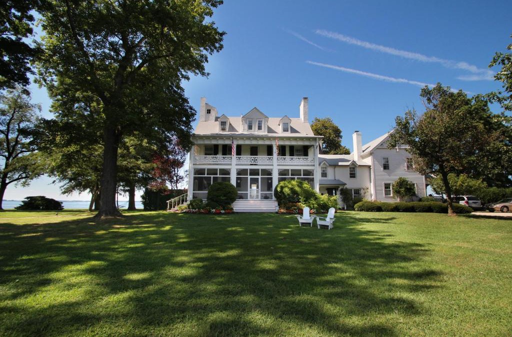 McDaniel Bed & Breakfast | Wades Point Inn on the Bay