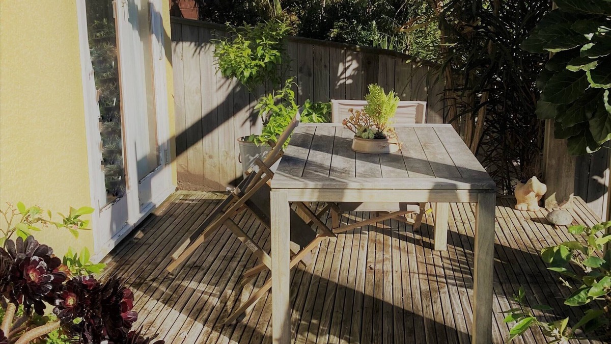 Waikanae Cottage | Waikanae Beach House, Olde Beach