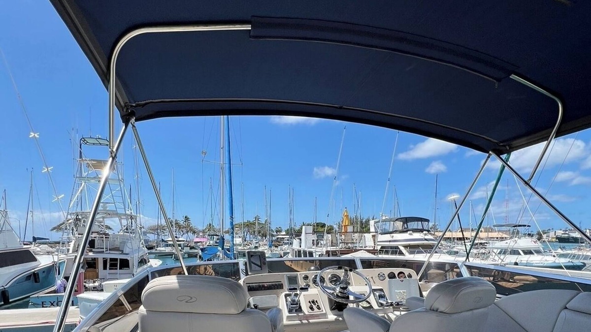 Waikiki Boat Rental | Waikiki Luxury Live-aboard