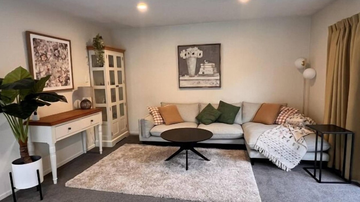 Burnside House | Waimairi Road-Quiet and relaxing near Canterbury University