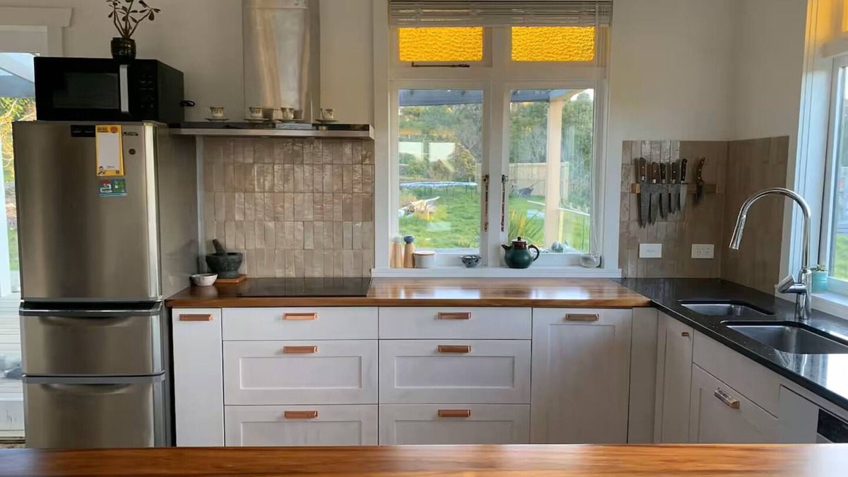Raglan Villa | Wainui Stream Homestead