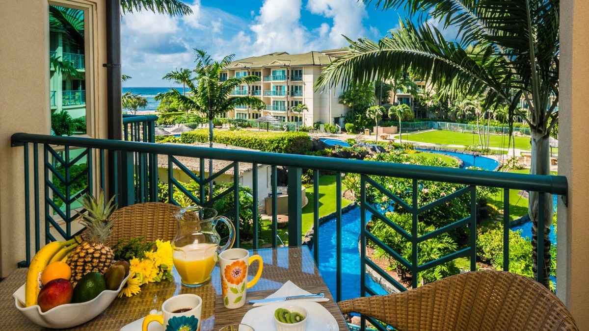 Wailua Condo | Waipouli Beach Resort Exquisite Oceanview Overlooking the Fantasy Pool