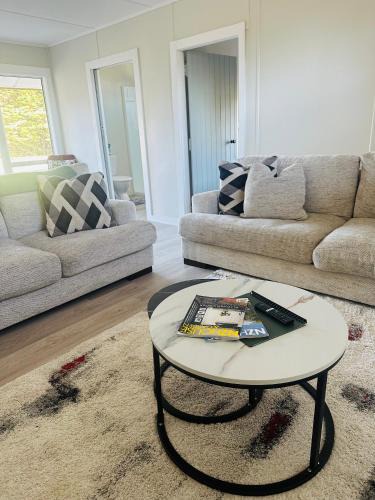 Masterton District House | Waitawhiti Country Retreat - Neils Whare