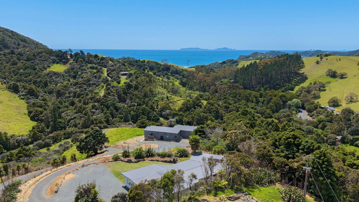 Matapouri House | Waitorupai Retreat 1 - Sandy Bay Holiday Home