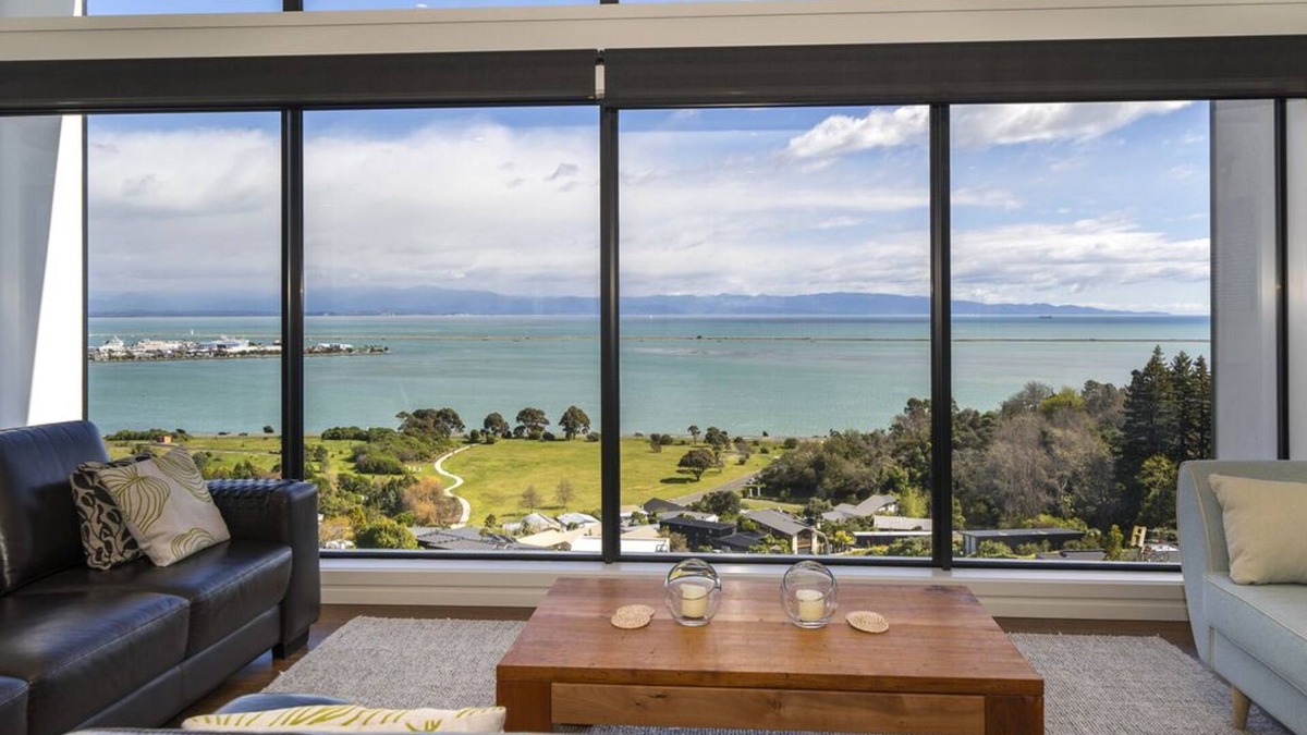 Atawhai House | Wakatu View - Nelson Luxury Holiday Home