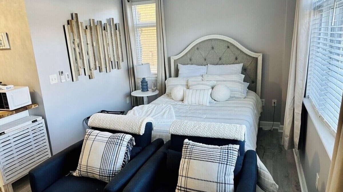Huddleston Condo | Wake & Lake at Mariner's Landing SML