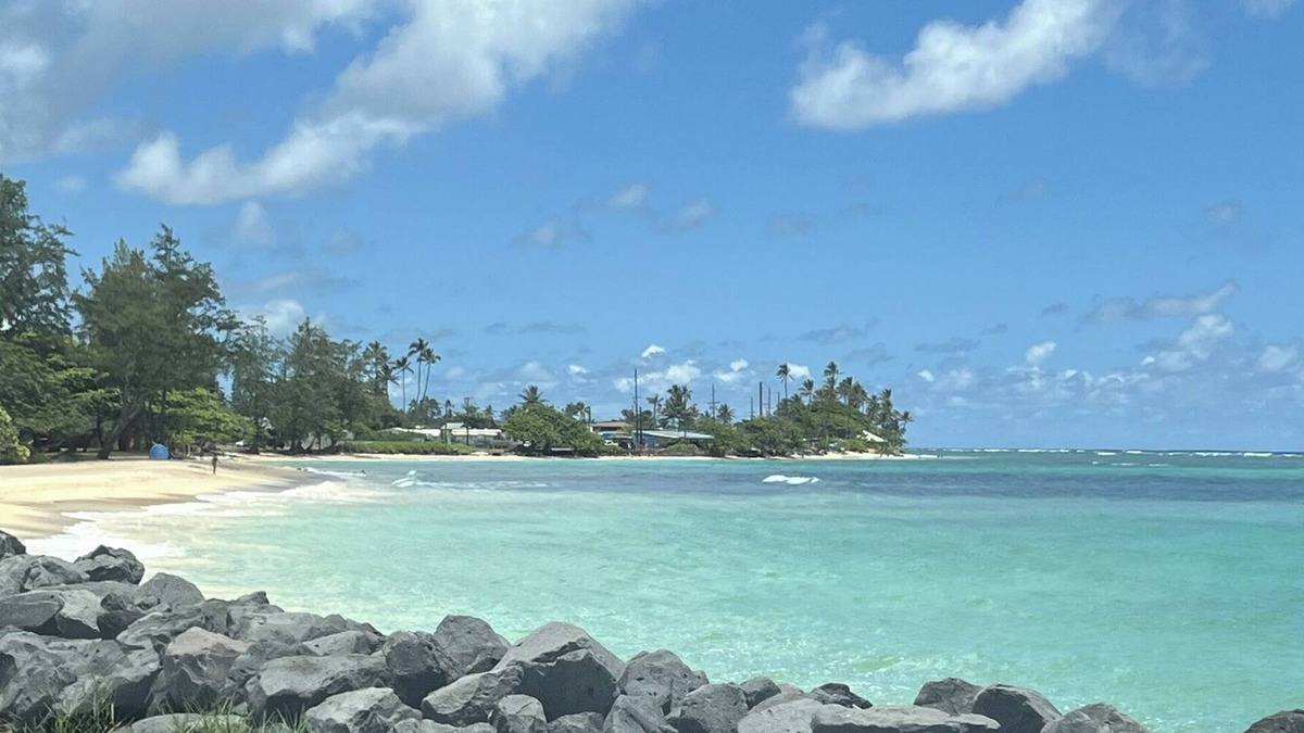 Ka'a'awa House | Wake up in a Hawaiian Paradise! - 3BD/2BA/Wi-Fi/Parking/Washer & Dryer