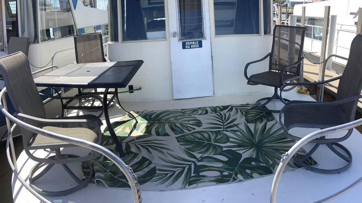 Port Clinton Boat Rental | Wake up ON the Lake aboard Ramble on Rose
