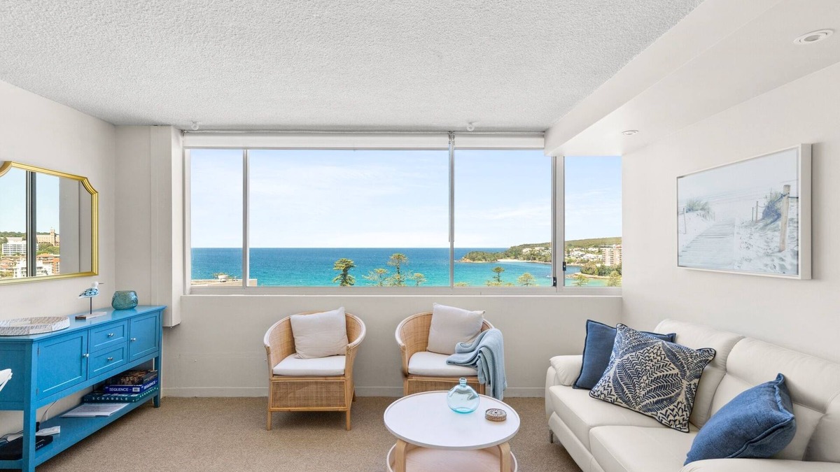 Manly Apartment | Wake Up to the Ocean: 1-Bed with Pool & Views