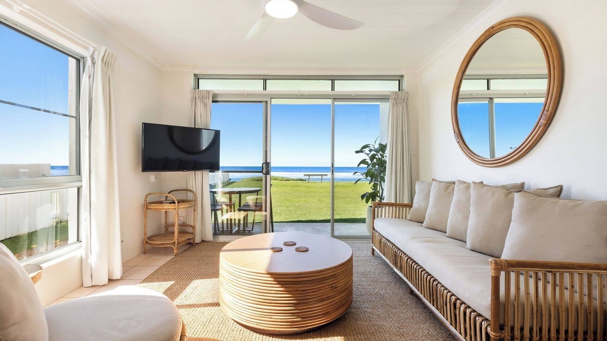 North Creek Apartment | Wake up to unobstructed views of Lennox Head’s Seven Mile beach.