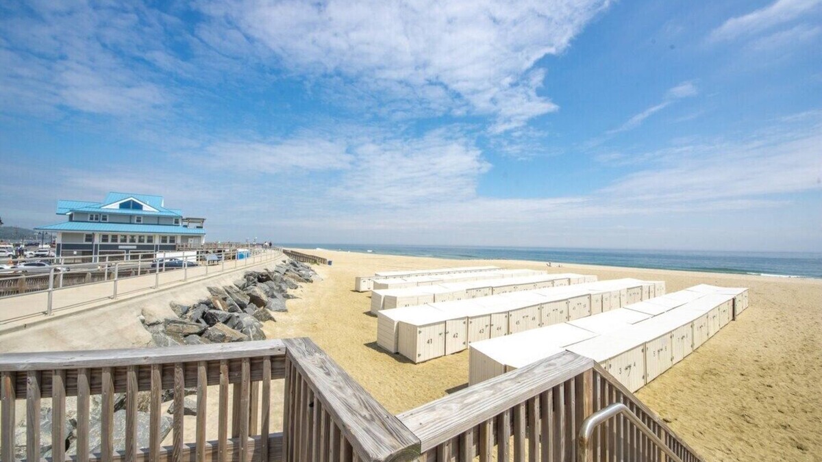 Sea Bright House | Wake up w/Ocean Views in SeaBright!