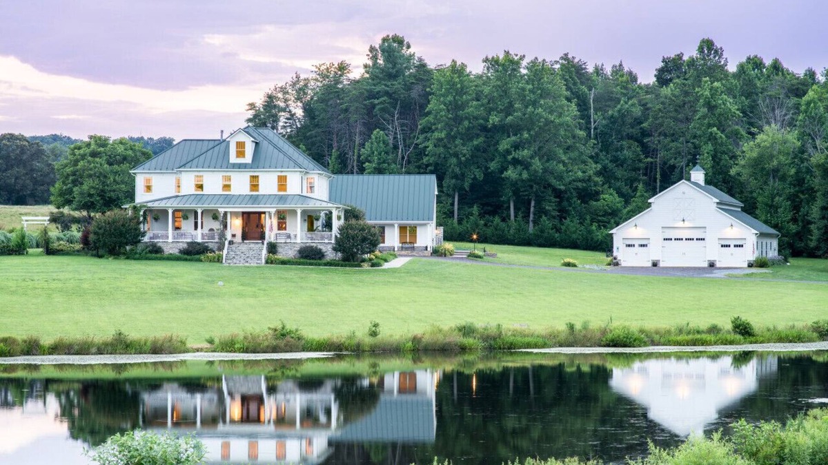 Reva House | Walden Hall - Live In Luxury