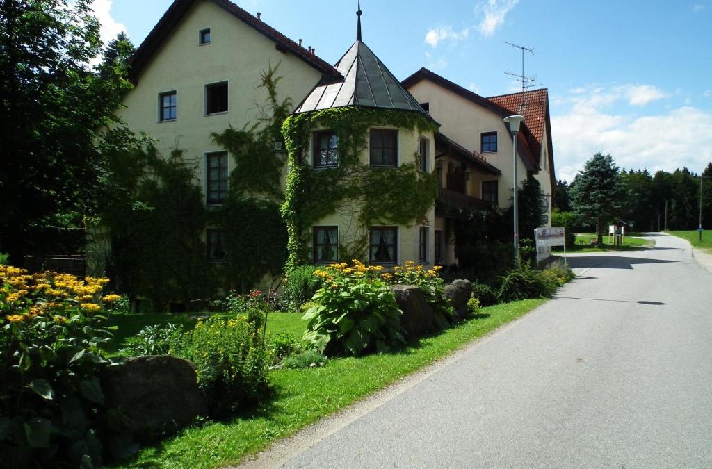 Wiesenfelden House | Waldgasthof - Hotel Schiederhof