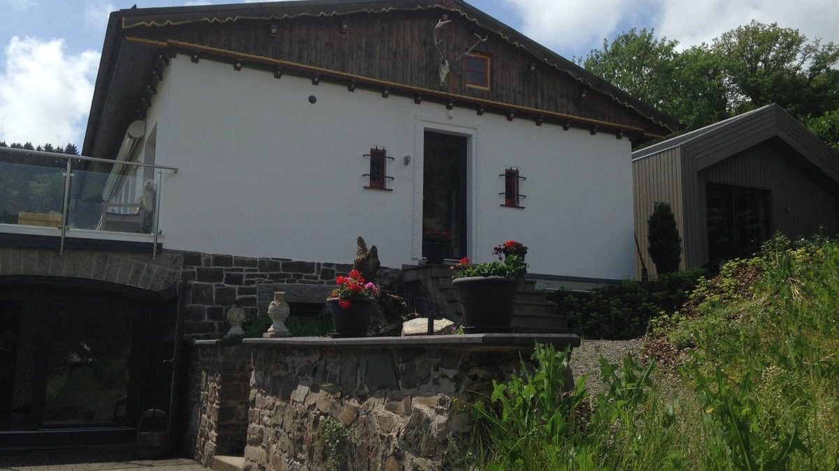 Hallenberg Villa | Waldhaus * - with wellness in wooded surroundings