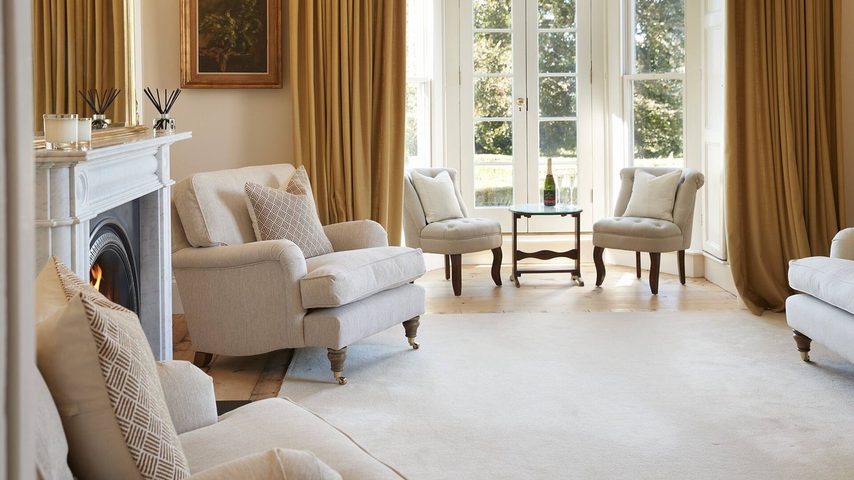 Market Rasen Cottage | Walesby House - a joint marketing that sleeps 10 guests in 5 bedrooms