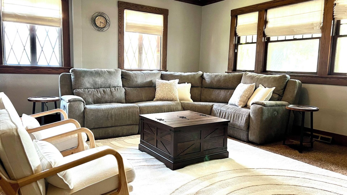 Salina House | Walk downtown, Charming 3 BR -2 King beds, Porch, Fire Pit, Theatre, Fenced Yard
