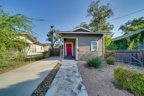 Near East Side House | Walk to Alamodome! Central San Antonio Home