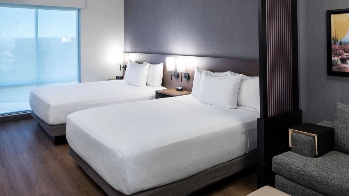 Tempe Hotel | Walk to ASU from Modern Tempe Suite – Near Dining, Nightlife & Downtown Phoenix