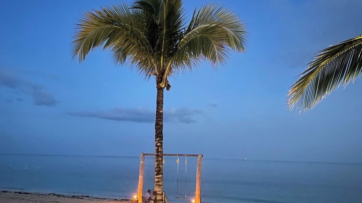 Bahamia West Condo | Walk to Bahamia Beach