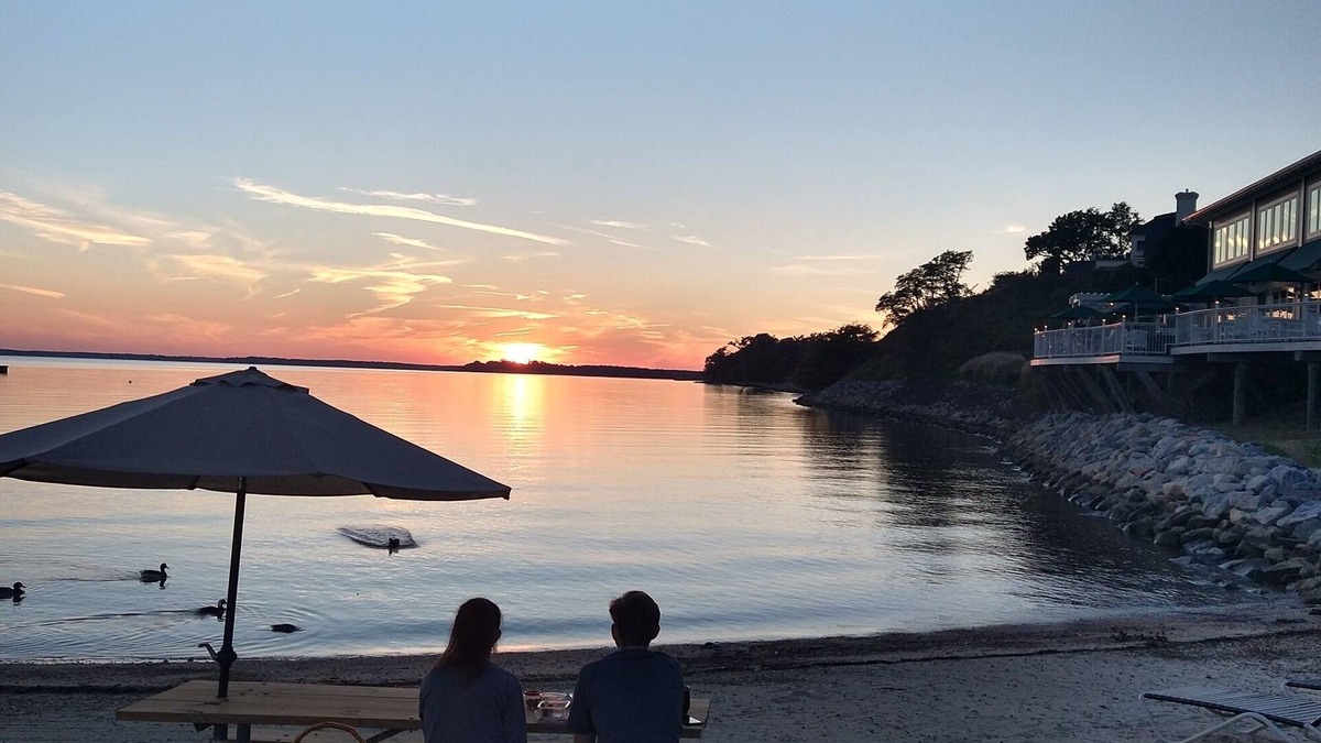 Kingsmill Condo | Walk to beach, beautiful large condo in "Kingsmill on the James"