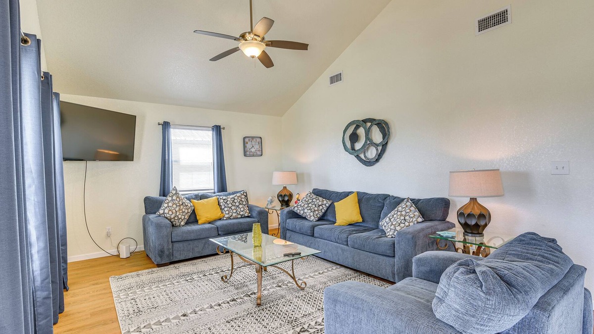 Freeport House | Walk to Beach: Gulf-View Home in Surfside Beach!