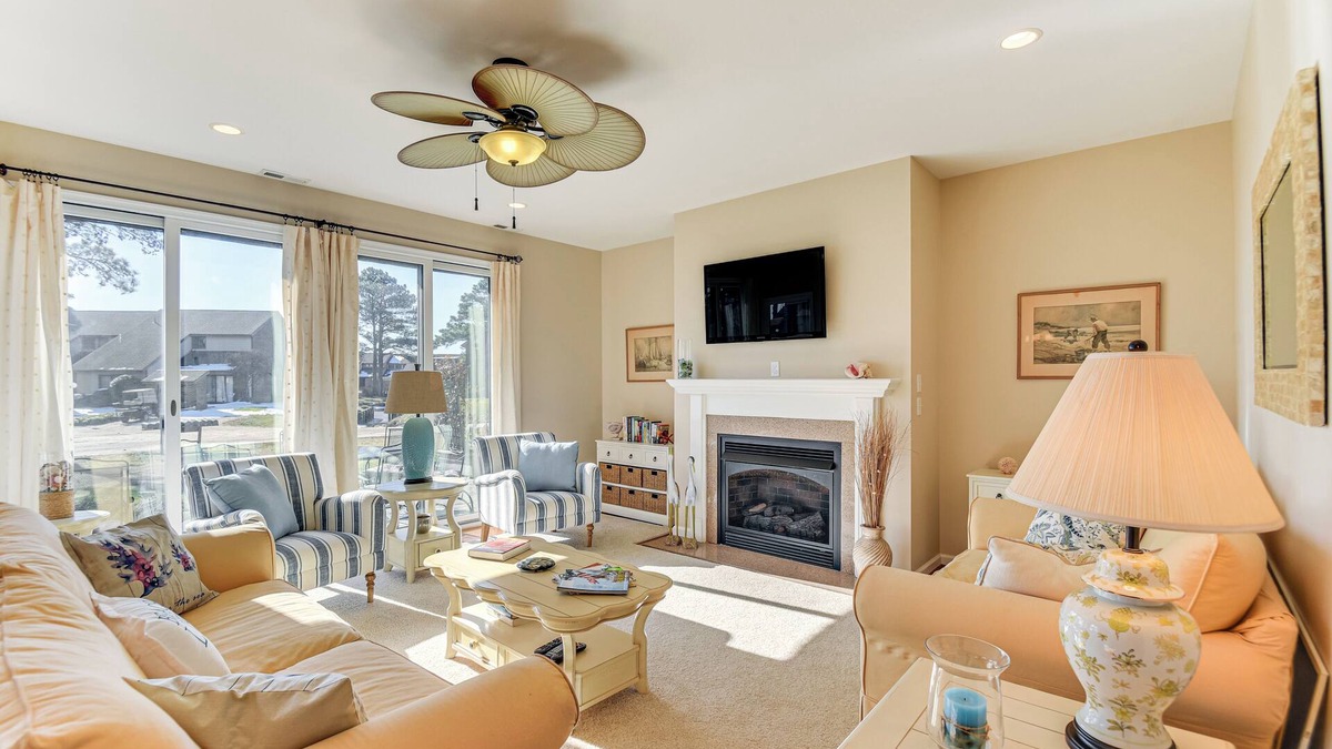 Windmill Point House | Walk to Beach: Home w/Pool Access in White Stone