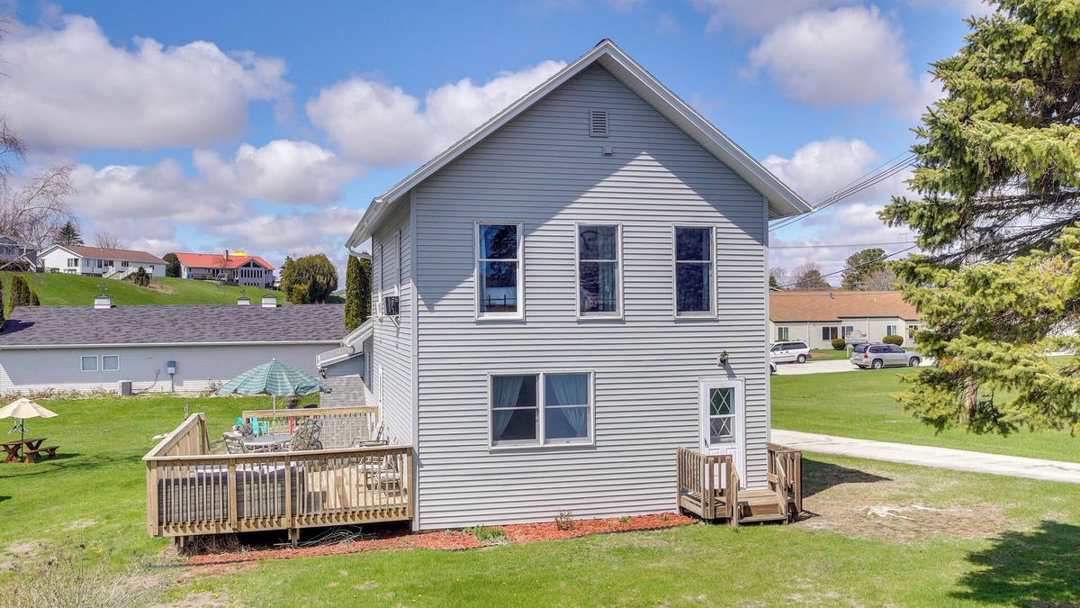 Algoma House | Walk to Beach: Home w/Game Room & Yard in Algoma!