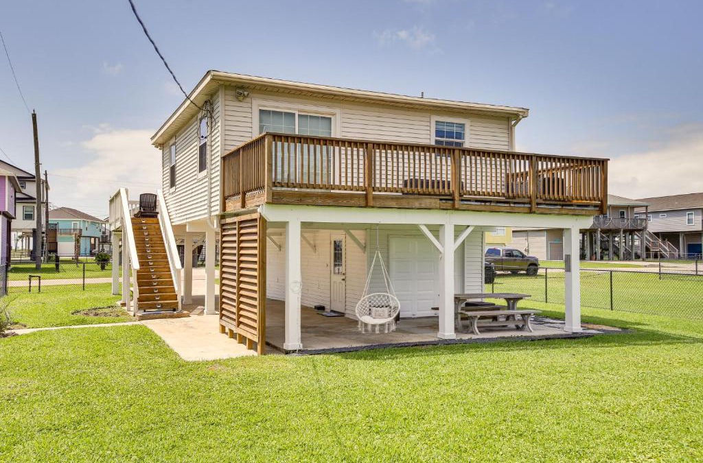 Terramar Beach House | Walk to Beach Updated Home with Deck in Galveston!