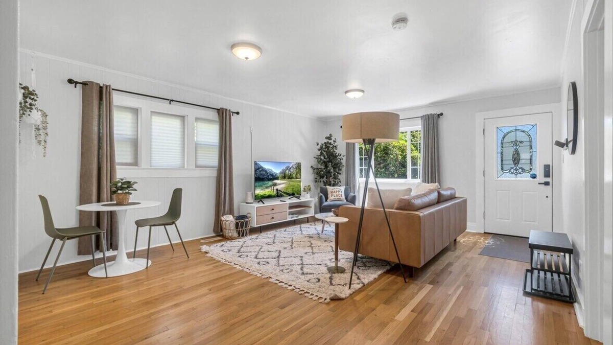 West Seattle House | Walk to Downtown West Seattle